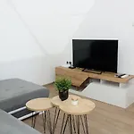 Bright 2-bedroom Near Center By Flat Mаnаger * Warna