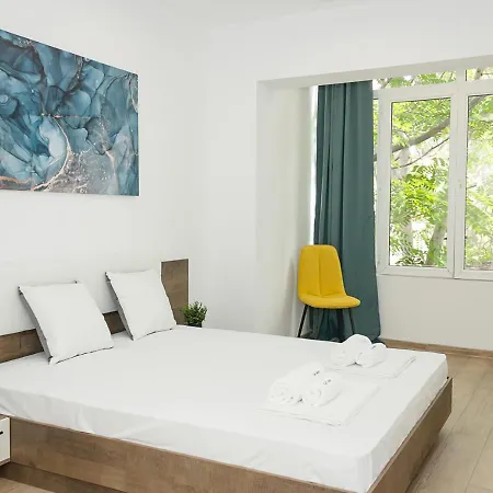 Bright 2-bedroom Near Center By Flat Mаnаger Apartament